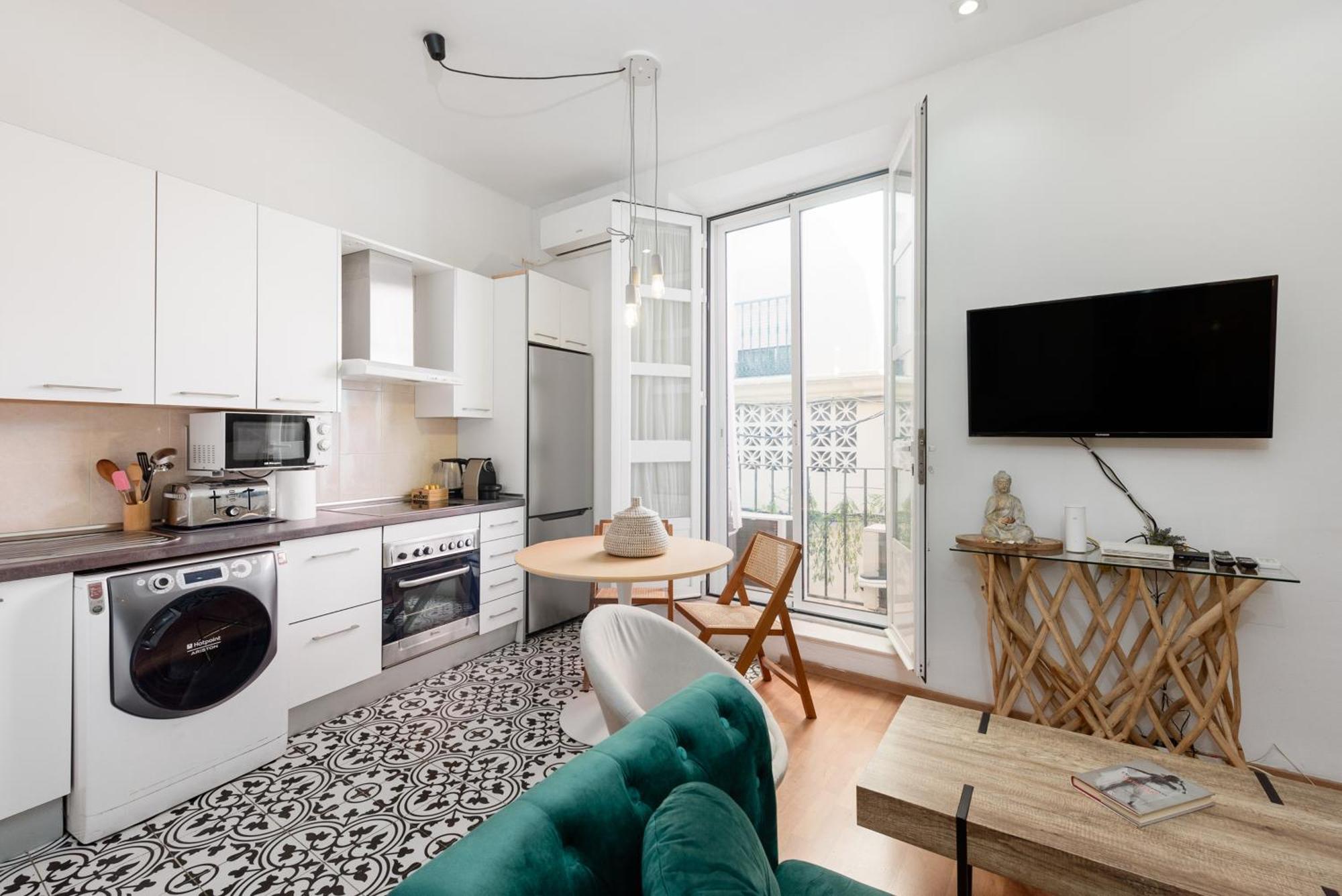 Urbanchicmalaga 2Bedroom Oasis In Historic Malaga Centre ภายนอก รูปภาพ