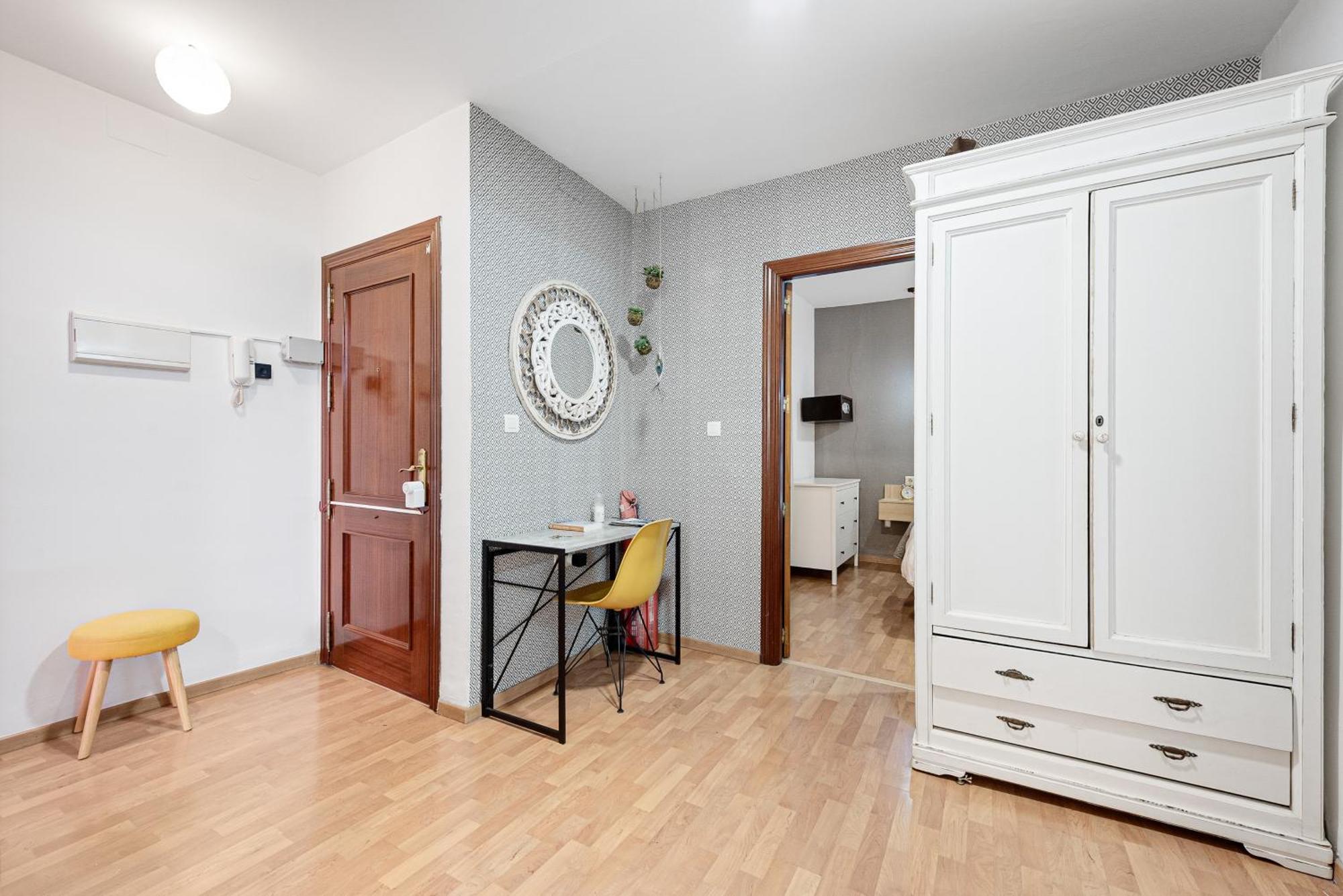 Urbanchicmalaga 2Bedroom Oasis In Historic Malaga Centre ภายนอก รูปภาพ